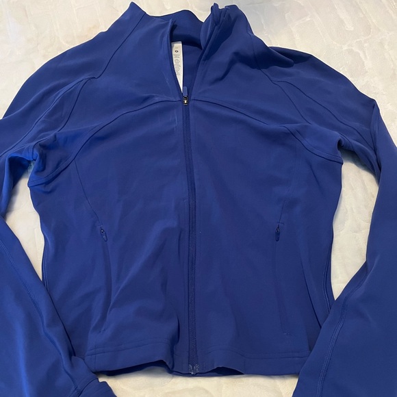 Lululemon Crop define jacket - Picture 1 of 1